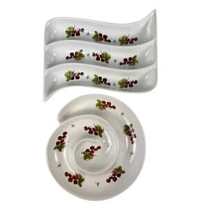 Vintage Julia Junkin California Pantry Grape Olive Appetizer Dishes‎ Set Of 2